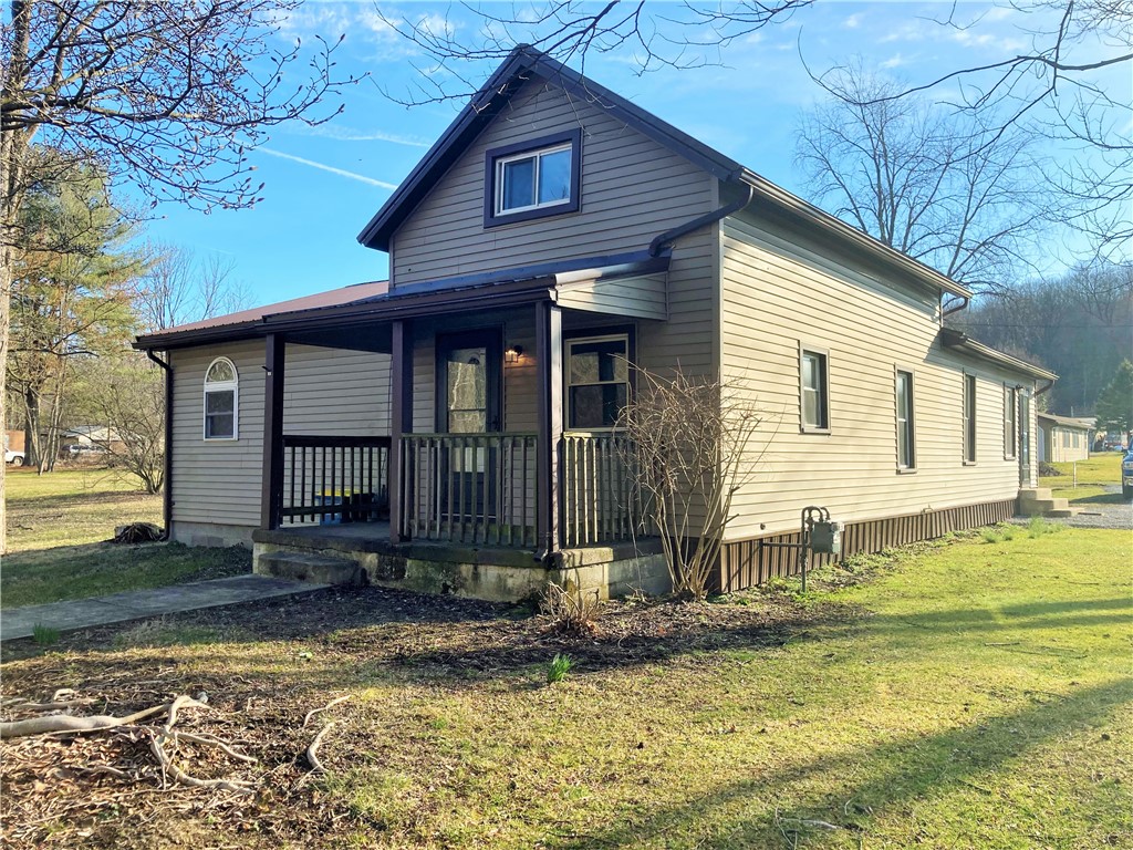 2133 Pennsylvania Ave, Shenango Township, PA 16101 MLS 1596665