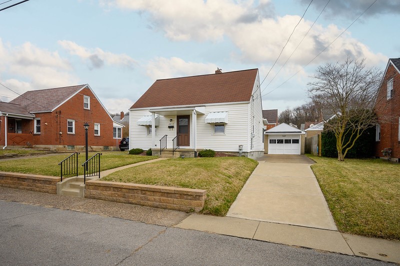 2650 Lenz, Harmony Township, PA 15003 MLS 1596674 Coldwell Banker