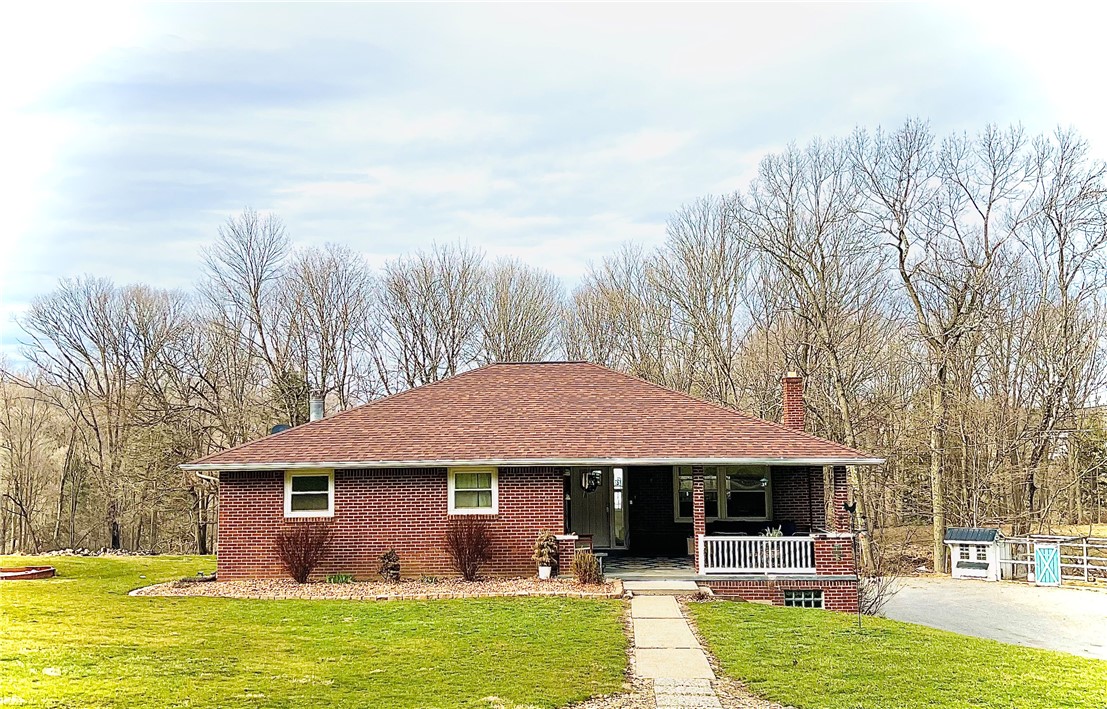 1624 Wildlife Lodge Rd, Lower Burrell, PA 15068 MLS 1597997