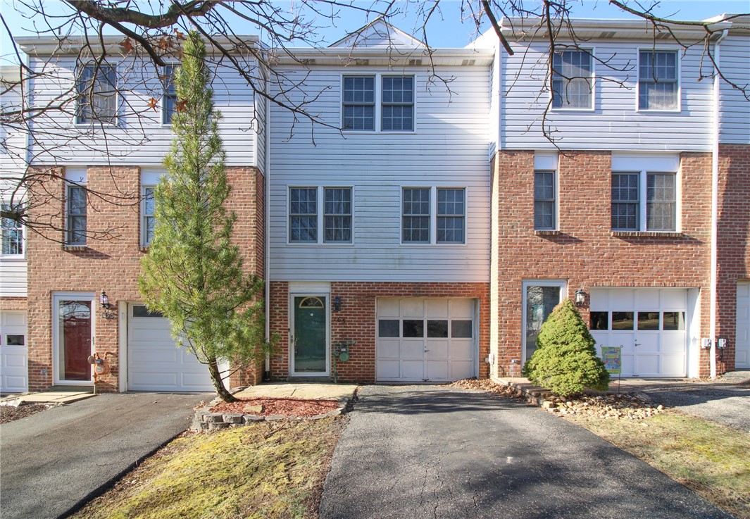 165 Meadowview Dr, North Strabane, PA 15317 MLS 1598039 Coldwell Banker