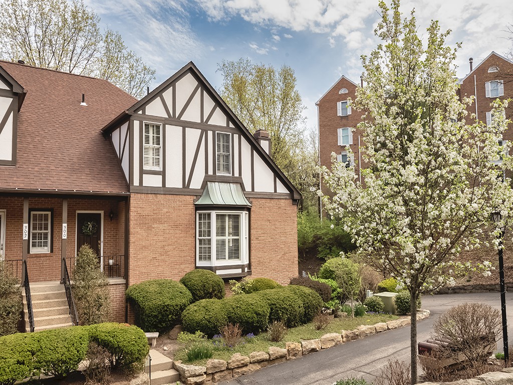 300 Kingsberry Cir, Pittsburgh, PA 15234 MLS 1600711 Coldwell Banker