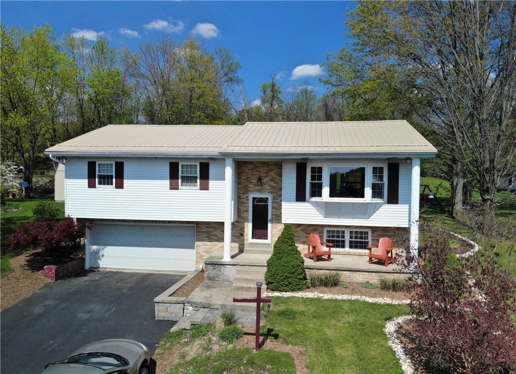 961 Rolling Meadows Dr, Unity Township, PA 15601 MLS 1602219