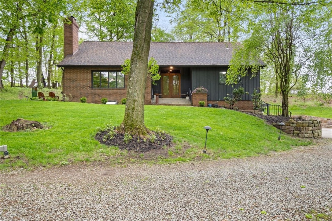 560 Sugar Camp Rd, Peters Township, PA 15367 MLS 1603809 Coldwell