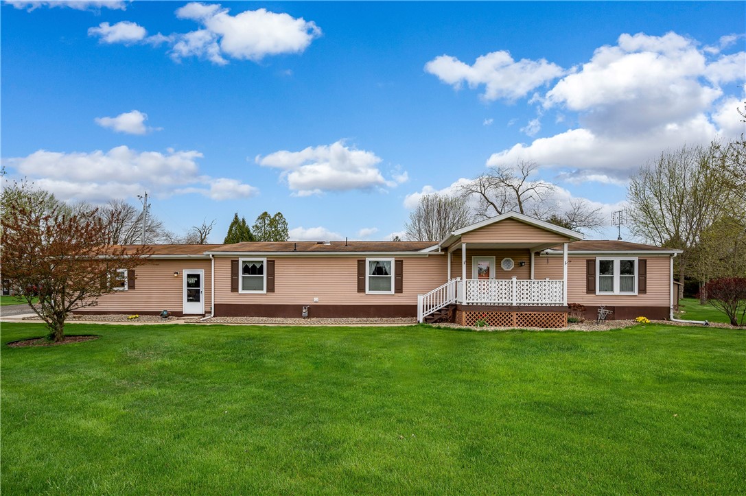 235 E Washington St, Harrisville Boro, PA 16038 MLS 1603826