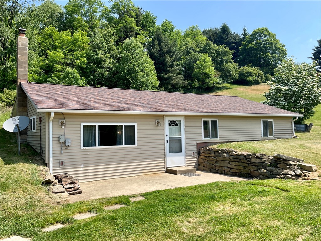 301 Tollgate School Rd, Jackson Township, PA 16063 MLS 1608758