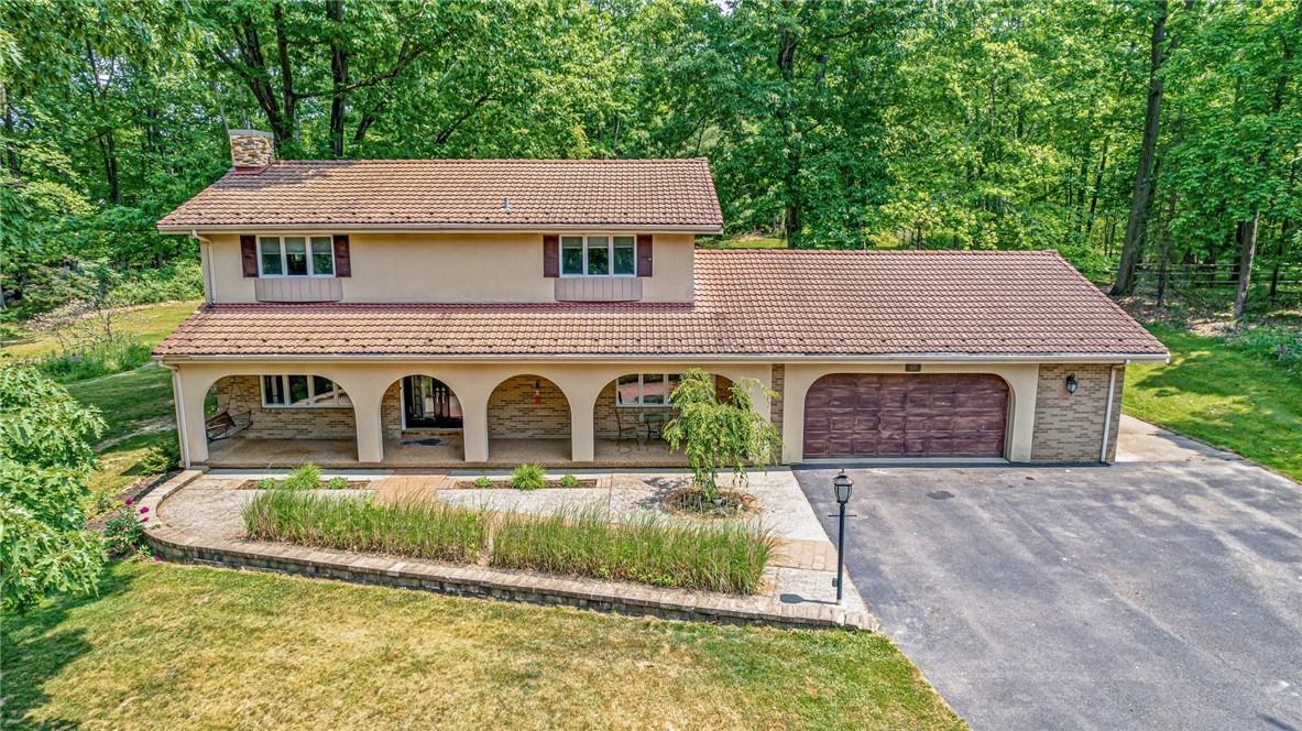 425 Canterbury Trail, Cranberry Township, PA 16066 MLS 1609519