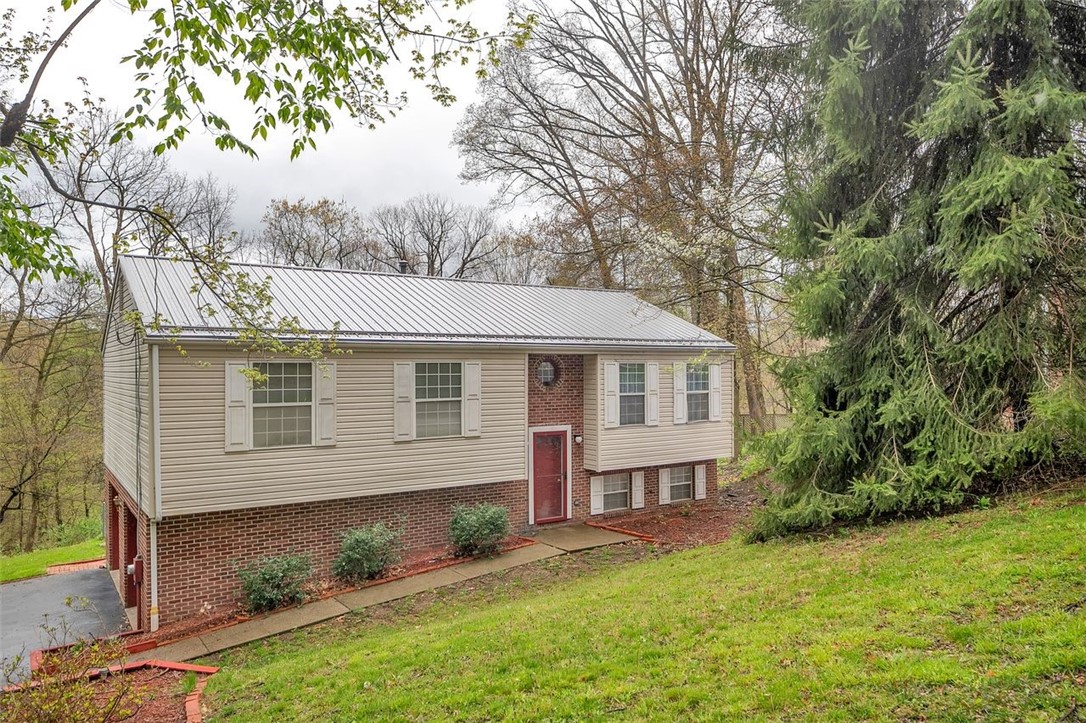 211 Teakwood Rd, Center Township, PA 16001 MLS 1613335 Coldwell Banker