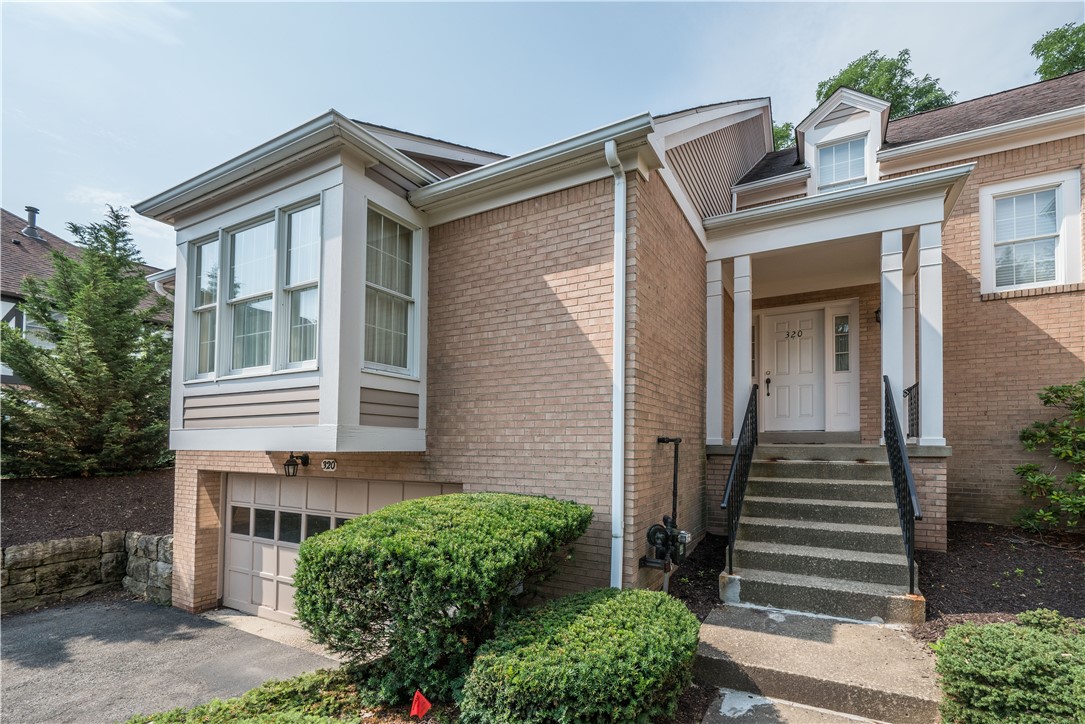 320 Queensberry, Pittsburgh, PA 15234 MLS 1614708 Coldwell Banker