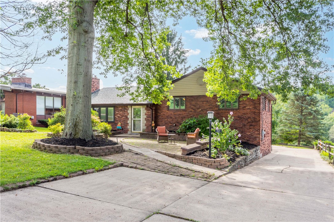 157 Lambeth Dr, Pittsburgh, PA 15241 MLS 1621141 Coldwell Banker