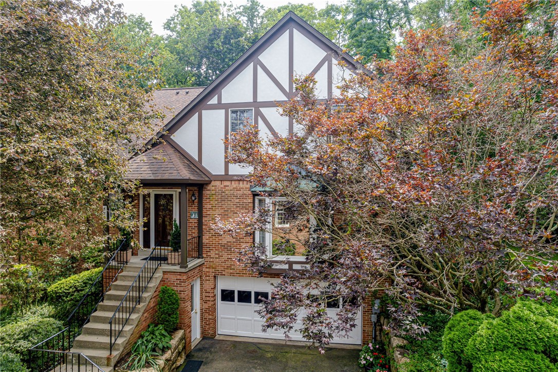 529 Kingsberry Cir, Pittsburgh, PA 15234 MLS 1621326 Coldwell Banker