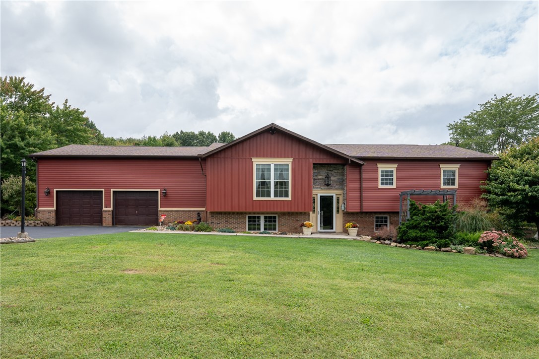 1195 Bair Hill Rd, Mt. Pleasant Twp WML, PA 15666 MLS 1623169