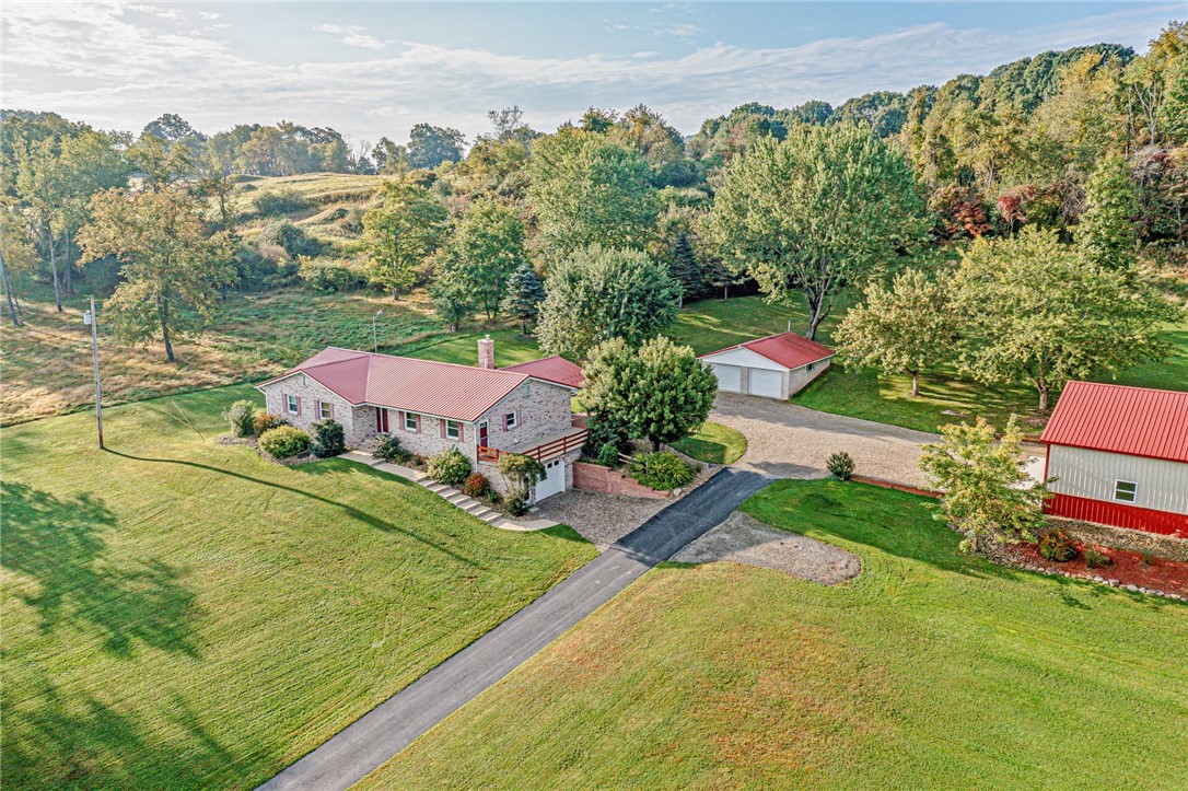 207 Bortz Rd, Loyalhanna, PA 15681 MLS 1625637 Coldwell Banker