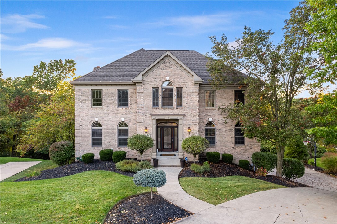 7041 Pinehurst Dr, Collier Township, PA 15142 MLS 1627284 Coldwell