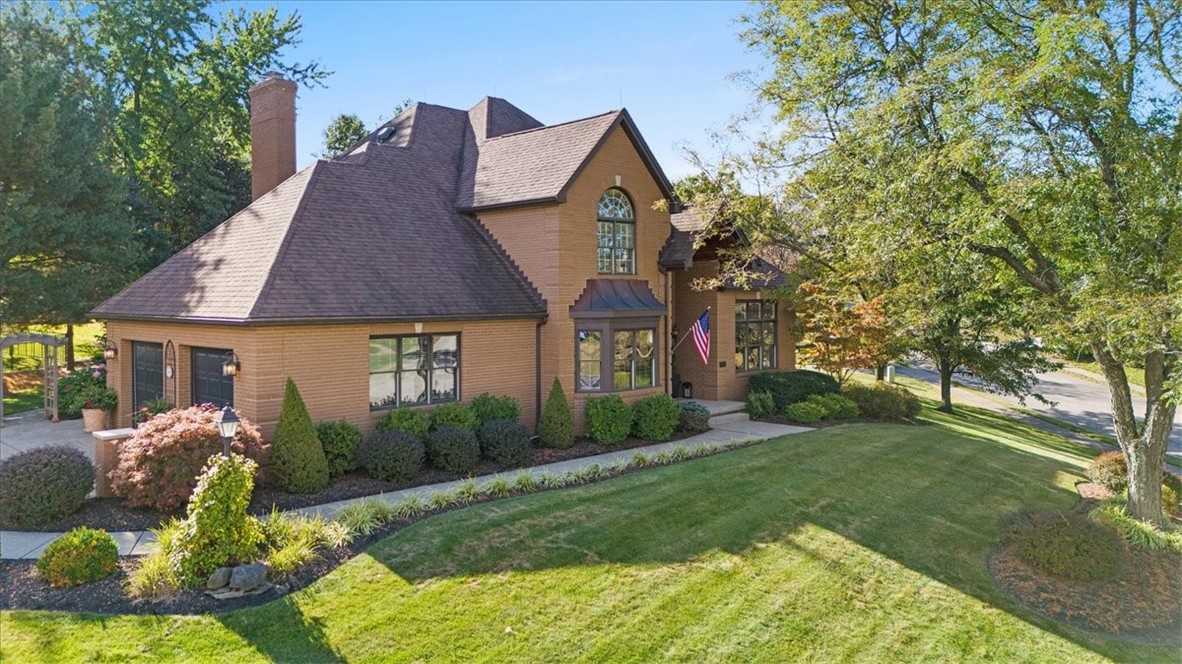 133 Glenbrook Dr, Cranberry Township, PA 16066 MLS 1627898 Coldwell