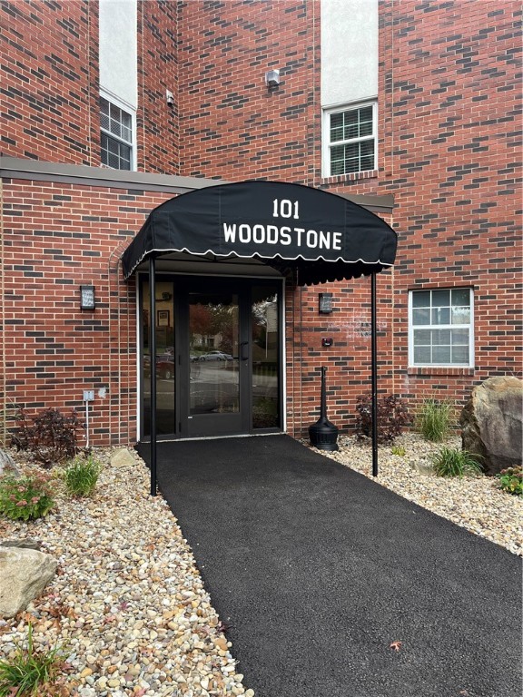 101 Woodstone Ln 1, New Kensington, PA 15068 MLS 1628302 Coldwell