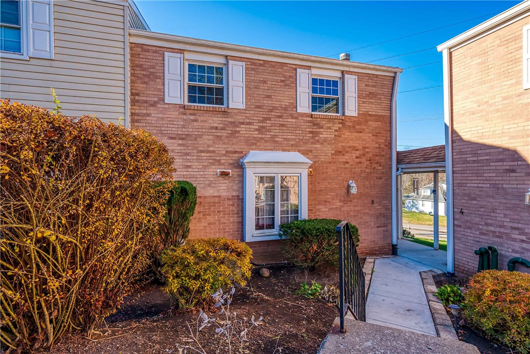 5 Oxford Ct, Pittsburgh, PA 15237 MLS 1633453 Coldwell Banker