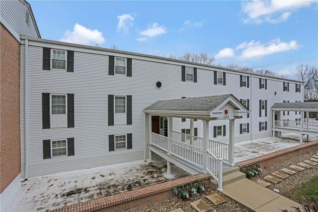 303 Camelot Dr Pittsburgh PA 15237 MLS 1636327 Coldwell Banker