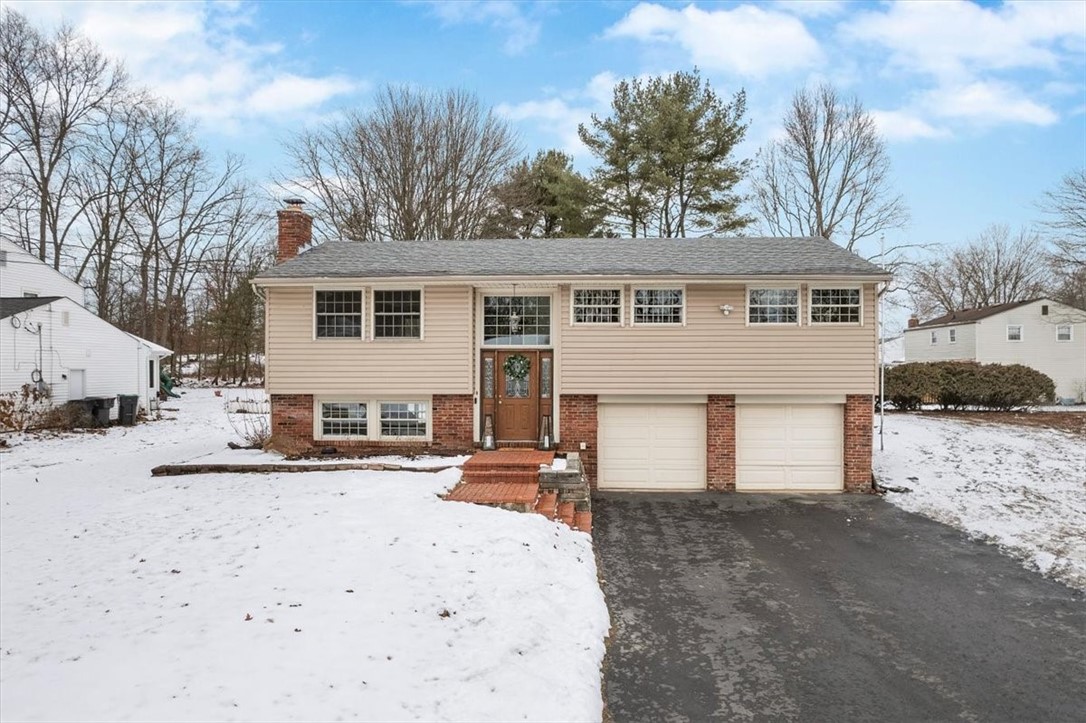 513 Greenwood Dr Ext, Cranberry Township, PA 16066 MLS 1638611