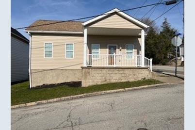 510 E Fayette St, Connellsville, PA 15425 - Photo 1