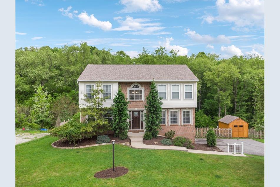 1022 King Edward Dr, Cecil, PA 15057 MLS 1653318 Coldwell Banker