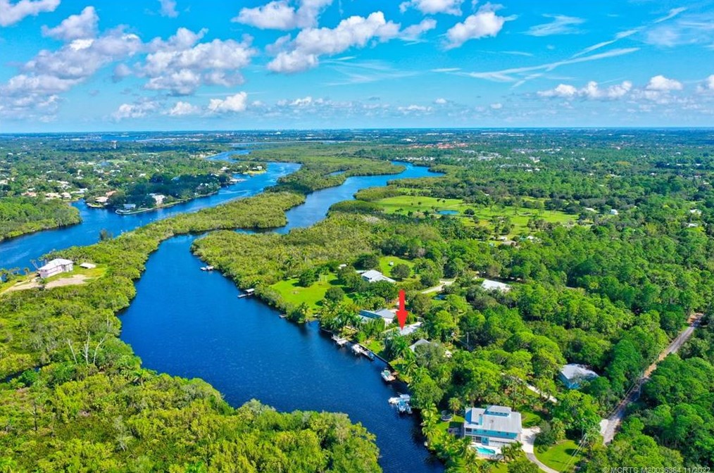 649 Linden St, Stuart FL  34997-6229 exterior