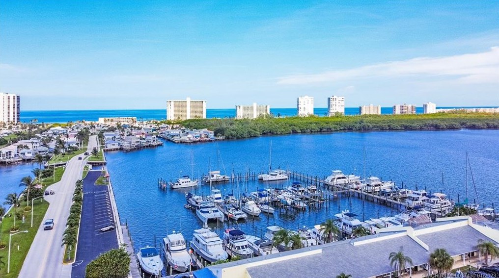 2119 Nettles Blvd, Jensen Beach FL  34957-3224 exterior