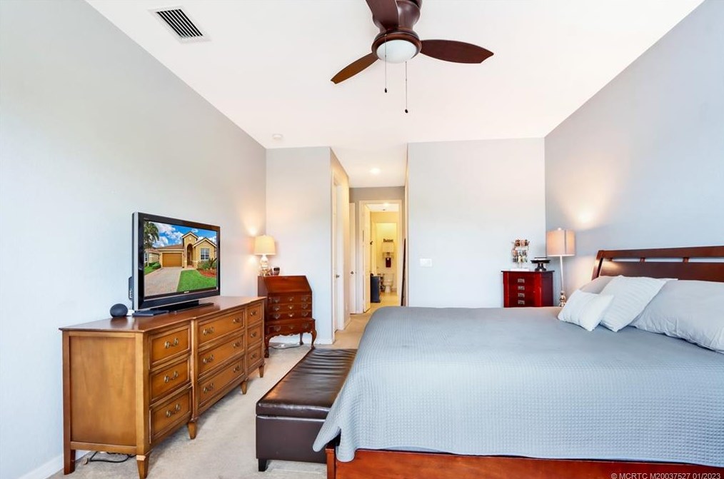 3200 Porpoise Cir, Stuart FL  34997-8916 exterior