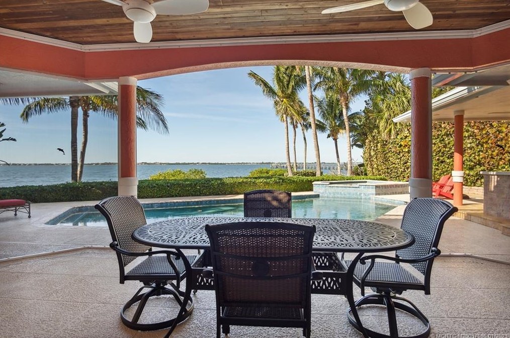 4650 Spinnaker Point Pl, Stuart FL  34996-1425 exterior