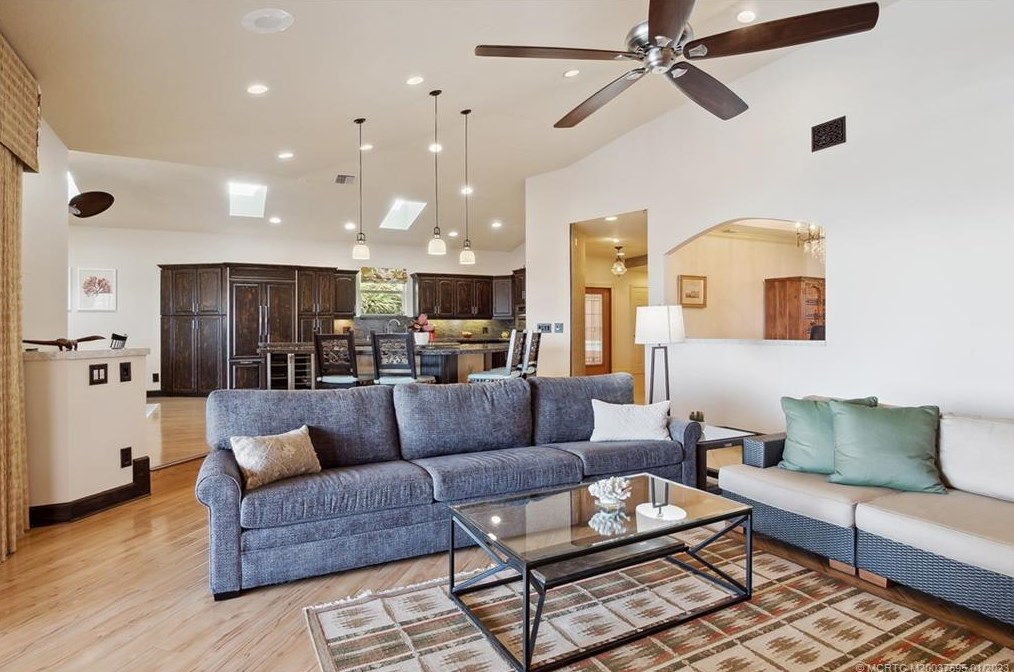 4650 Spinnaker Point Pl, Stuart FL  34996-1425 exterior