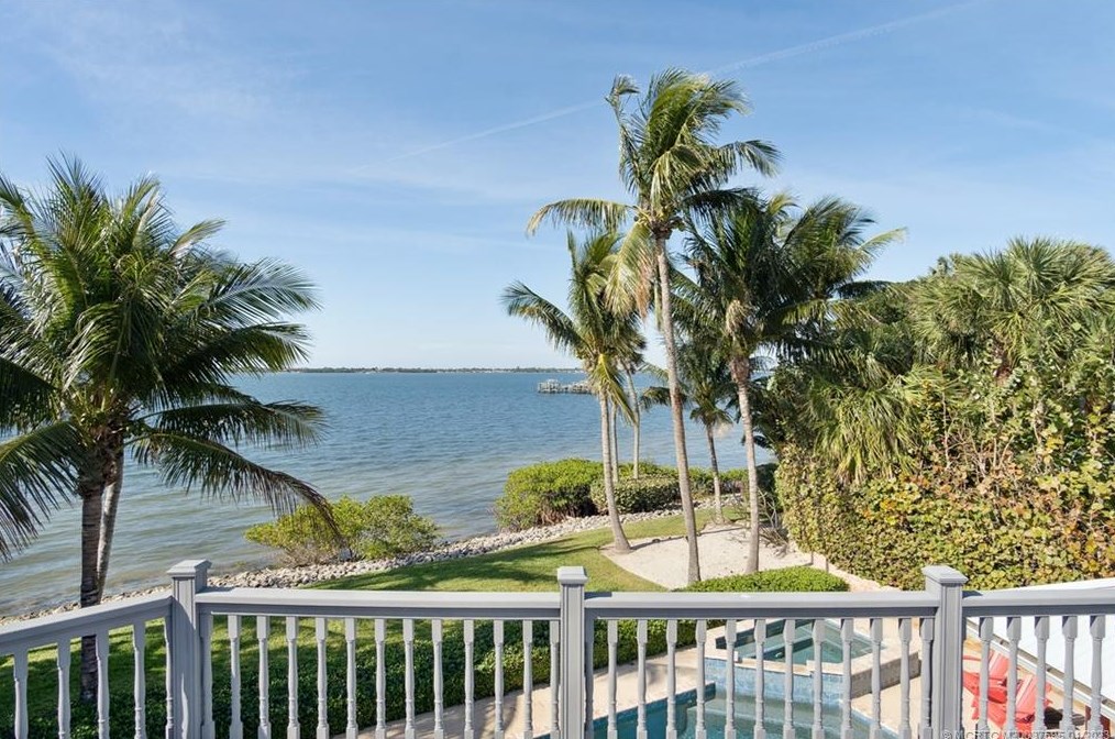 4650 Spinnaker Point Pl, Stuart FL  34996-1425 exterior