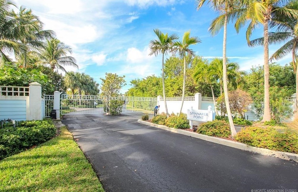 4650 Spinnaker Point Pl, Stuart FL  34996-1425 exterior