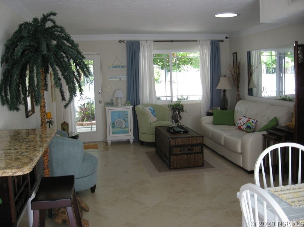 411 Pine St, New Smyrna FL  32169-2555 exterior