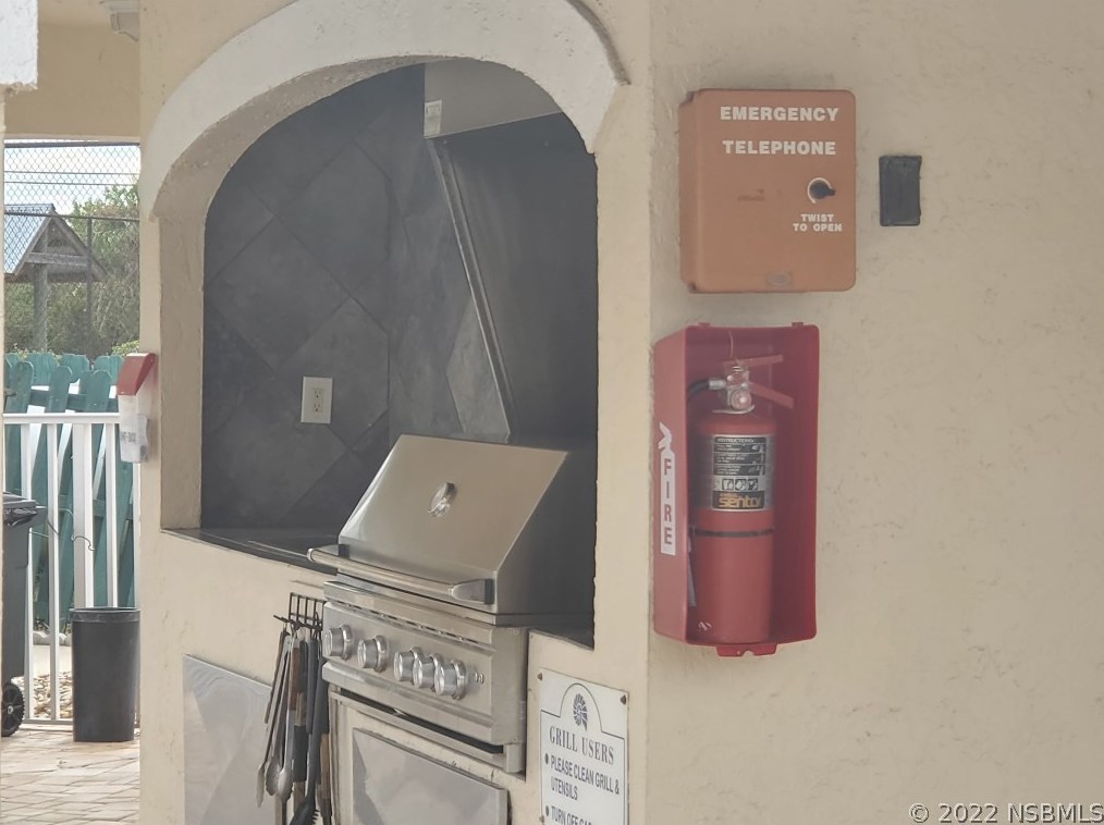 436 Bouchelle Dr, New Smyrna FL  32169-5479 exterior