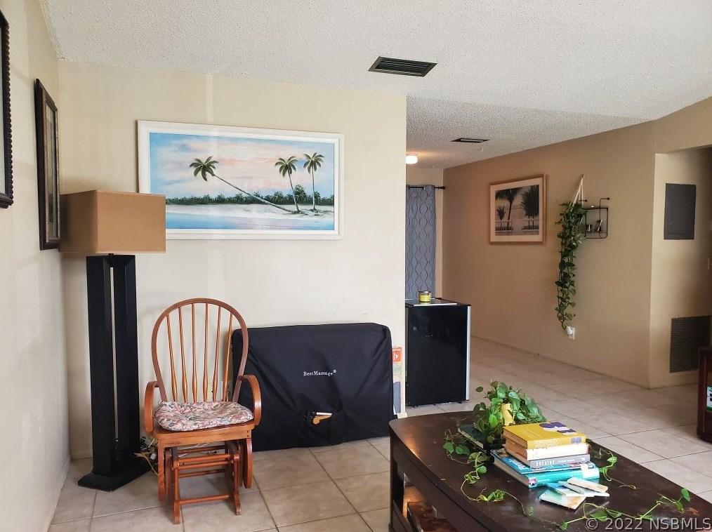 711 Egret Ct, Edgewater FL  32141-4119 exterior
