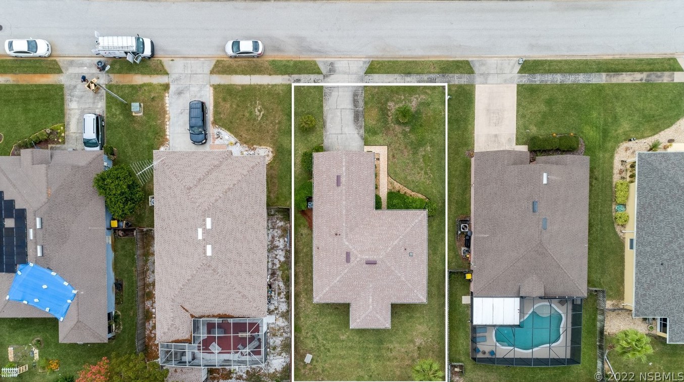 213 Two Oaks Dr, Edgewater FL  32141-3016 exterior