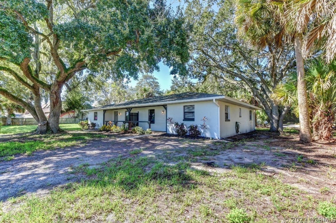 1802 Fern Palm Dr, Edgewater FL 32132-3531 exterior