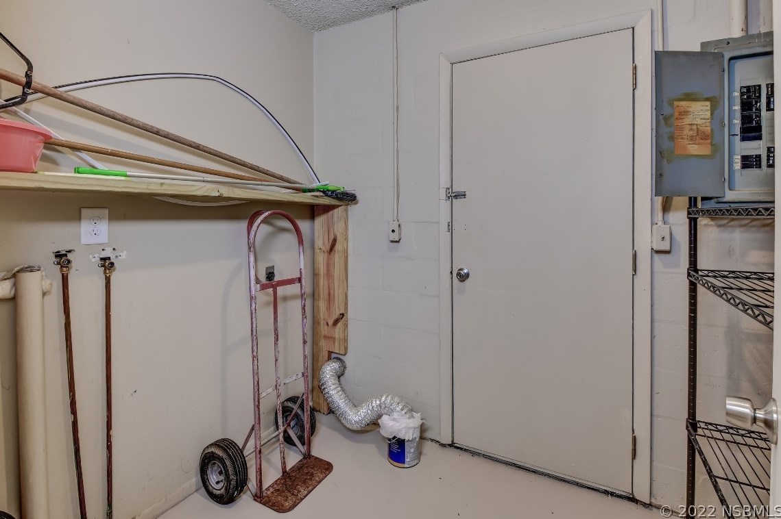 1802 Fern Palm Dr, Edgewater FL 32132-3531 exterior