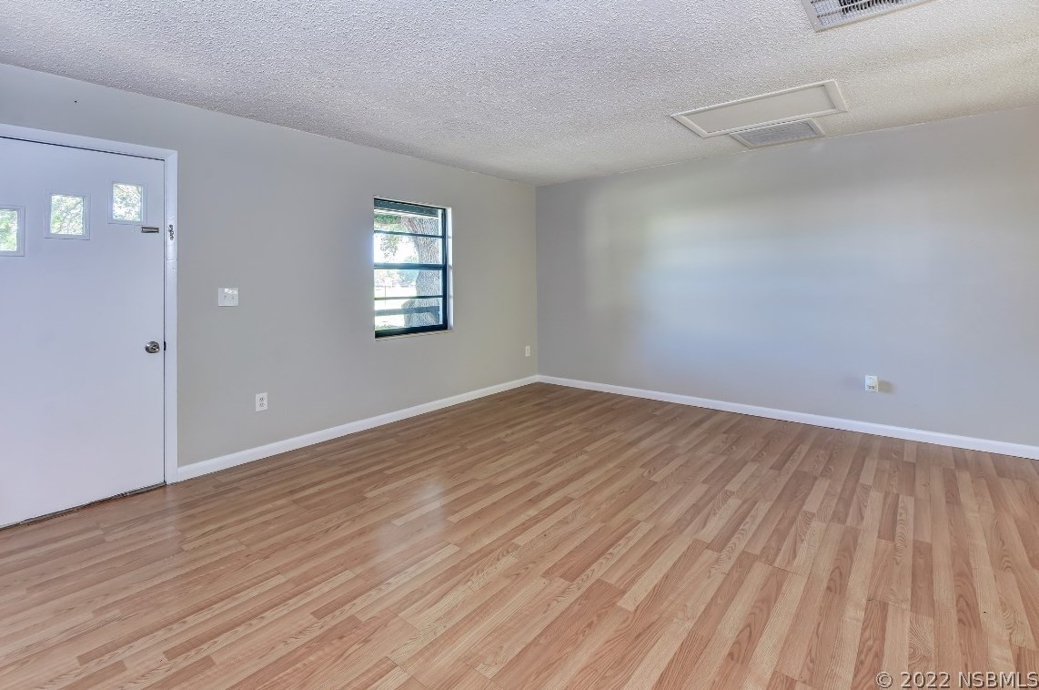 1802 Fern Palm Dr, Edgewater FL 32132-3531 exterior