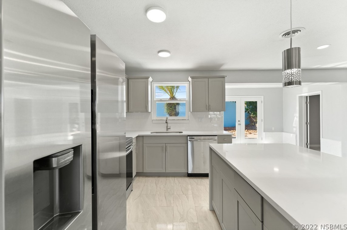 4612 Katy Dr, New Smyrna FL  32169-4306 exterior