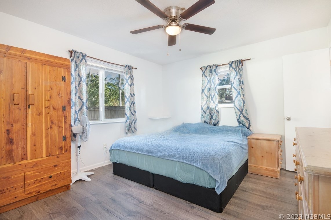 1703 Queen Palm Dr, Edgewater FL  32132-3211 exterior