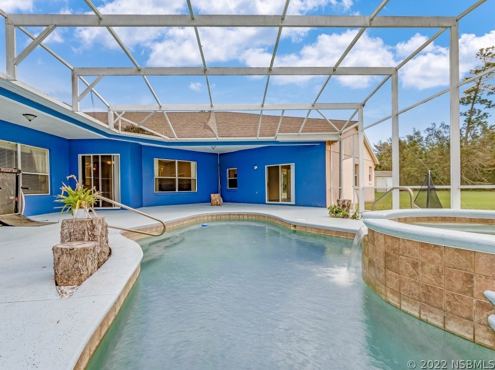 916 Florida Ave, Orange City FL  32763-8308 exterior
