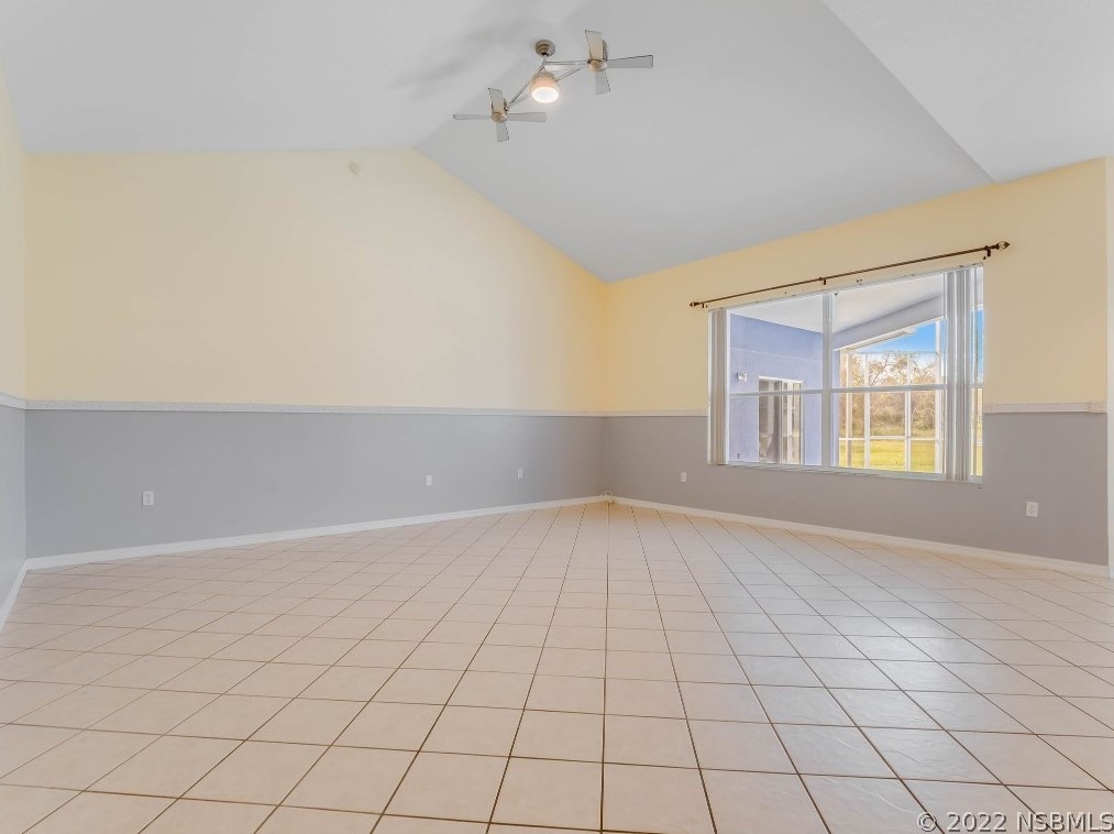 916 Florida Ave, Orange City FL  32763-8308 exterior