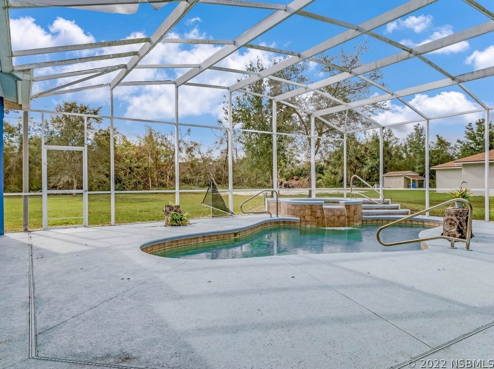 916 Florida Ave, Orange City FL  32763-8308 exterior