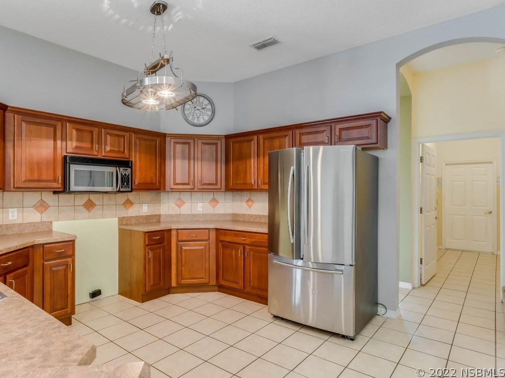 916 Florida Ave, Orange City FL  32763-8308 exterior