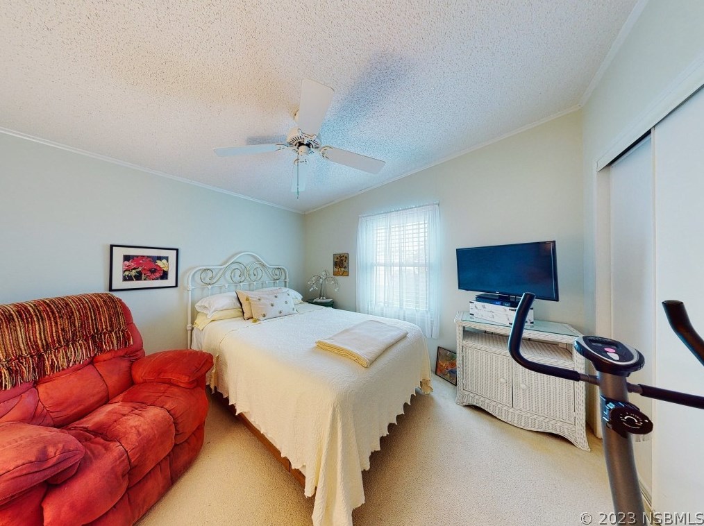 806 Starboard Ave, Edgewater FL  32141-5952 exterior