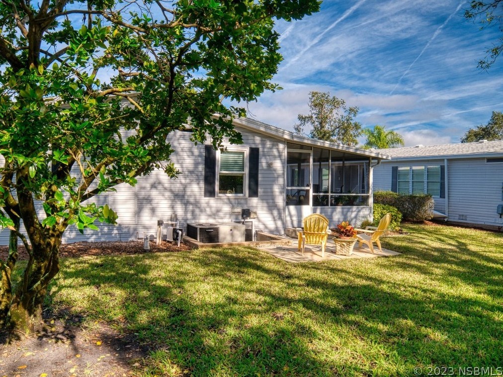 806 Starboard Ave, Edgewater FL  32141-5952 exterior