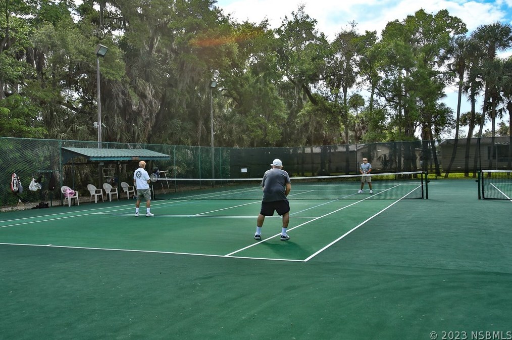 806 Starboard Ave, Edgewater FL  32141-5952 exterior