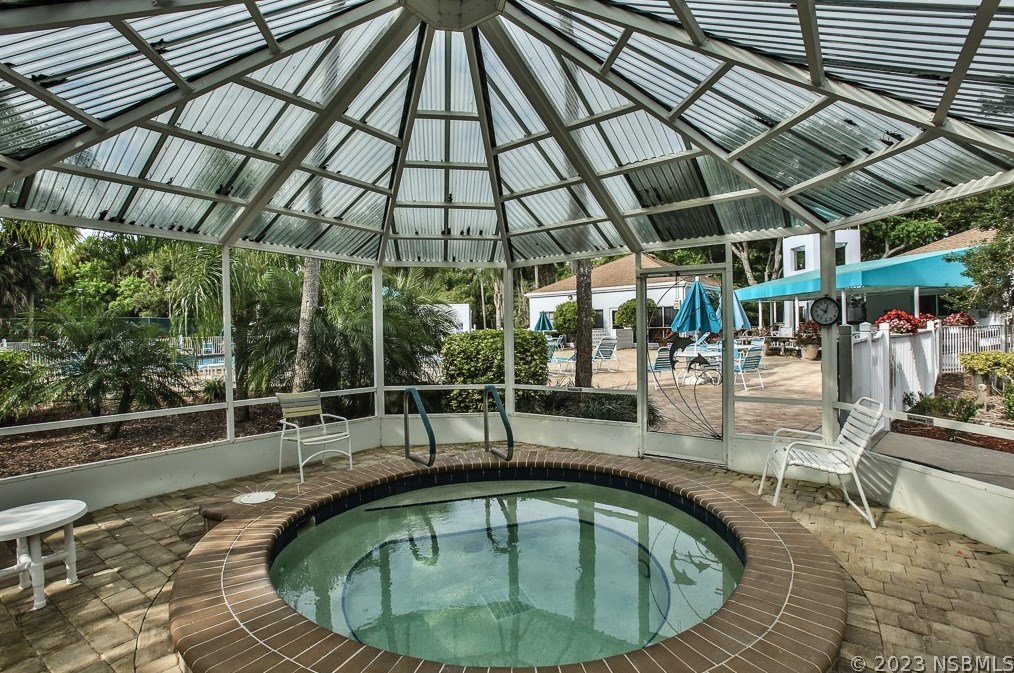 806 Starboard Ave, Edgewater FL  32141-5952 exterior