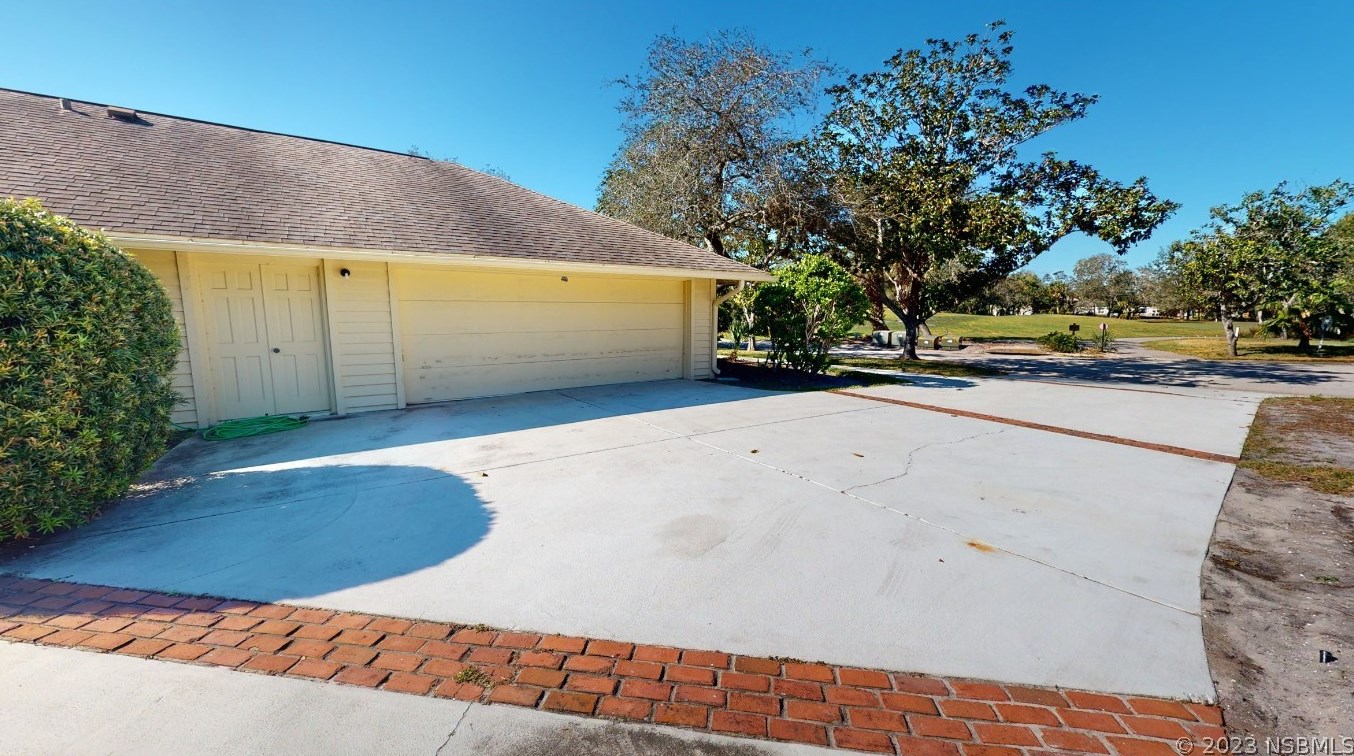 1057 Red Maple Way, New Smyrna FL  32168-7945 exterior