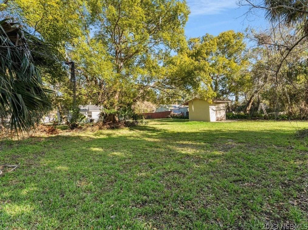 110 Linda Rd, New Smyrna FL  32168-1712 exterior